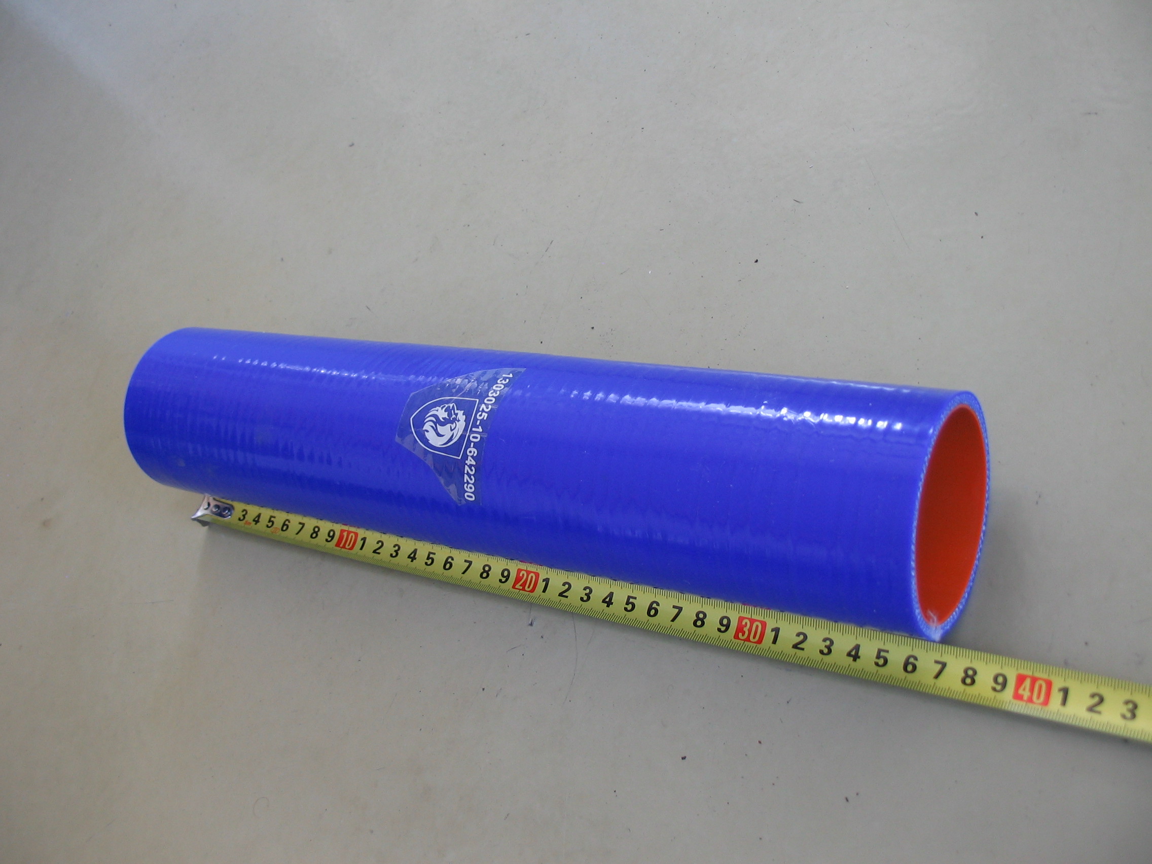 патрубок радиатора (шланг нижний)(Силикон) L=380мм, d=70мм